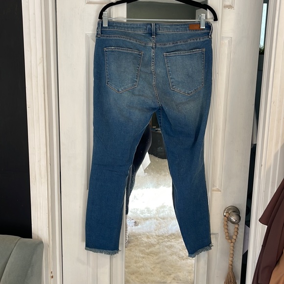 Abercrombie Mid Rise Super Skinny Ankle Jeans - Picture 3 of 3